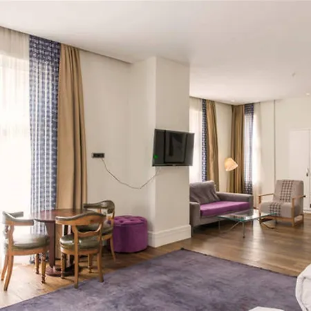 Misafir 8 Ξενοδοχείο 4*