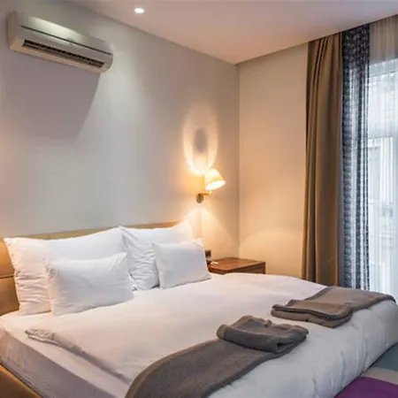 Misafir 8 4* Istanbul