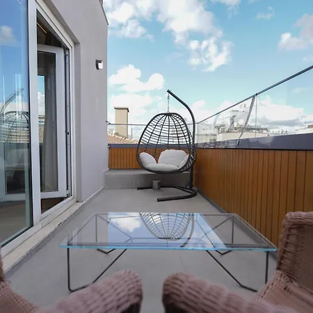 أجنحة ميسفير 8