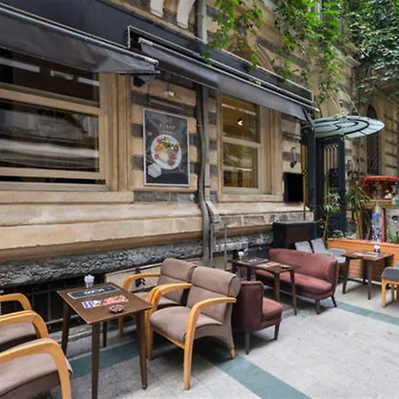 أجنحة ميسفير 8 فندق اسطنبول