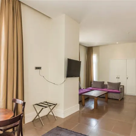 Hotel Misafir 8 4*