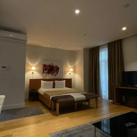 Misafir 8 4* Isztambul