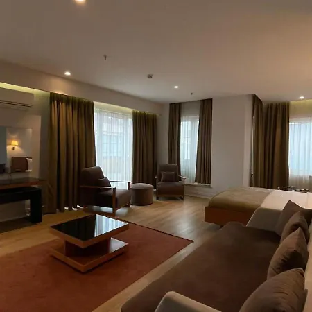Hotel Misafir 8 4*
